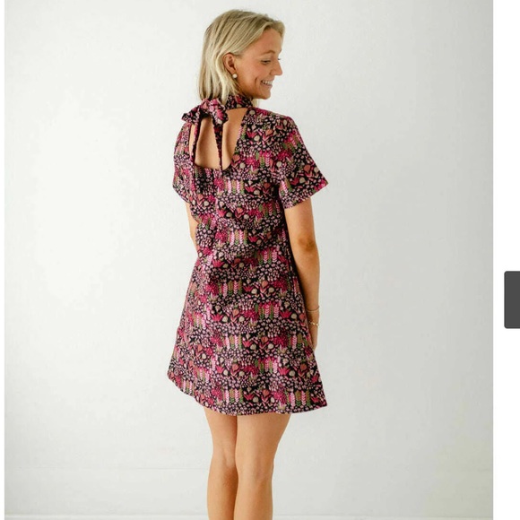THML Floral Textured Tie Back Dress - Picture 5 of 5